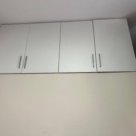 Hq Apartment In Center Тирана Екстериор снимка