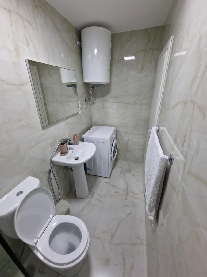 Hq Apartment In Center Тирана Екстериор снимка